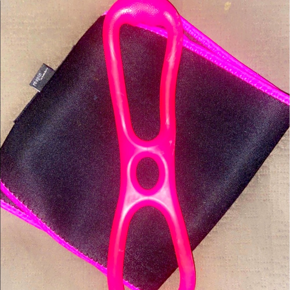 waist slimmer by Halle berry & Bbooster squat belt